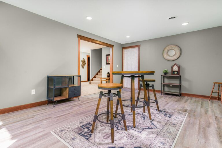 The Difference Between OEM and ODM in Furniture Manufacturing